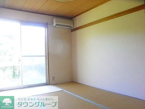 メープルハイツの物件内観写真